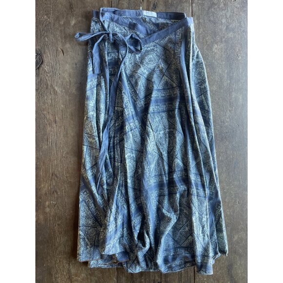 /eis/  I  Cotton Chambray Discharged Printed Indigo Wrap Skirt   I  One Size - Picture 7 of 8